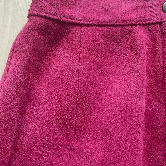 Vintage suede pink Barbie core mini skirt - Picture 5 of 8